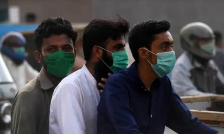 Flu cases double at Karachi hospitals in a week