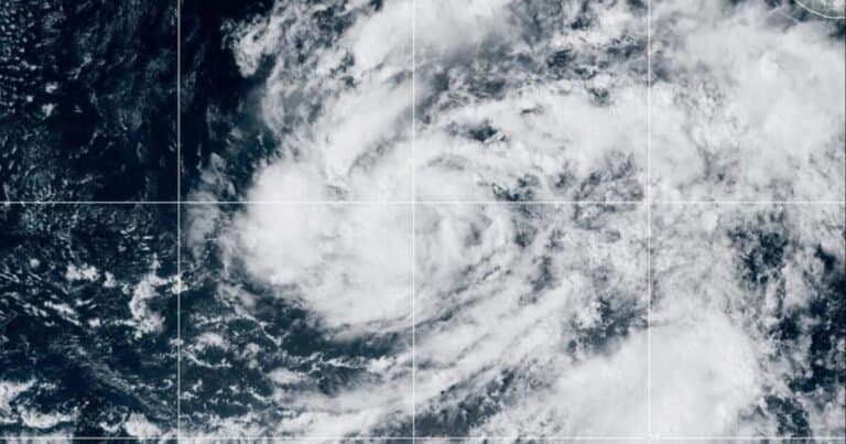 Hurricane Vance Nears Mexico's Pacific Coast