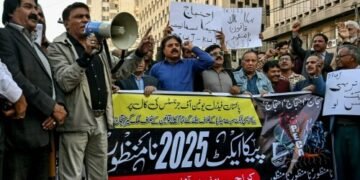 Lawyers and journalists urge the government to Repeal Peca Amendments