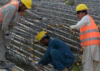 Kuwait Lifts 19-Year Visa Ban on Pakistani Nationals