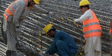 Kuwait Lifts 19-Year Visa Ban on Pakistani Nationals