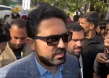 KP CM Moves SC Over Imran Khan’s Health